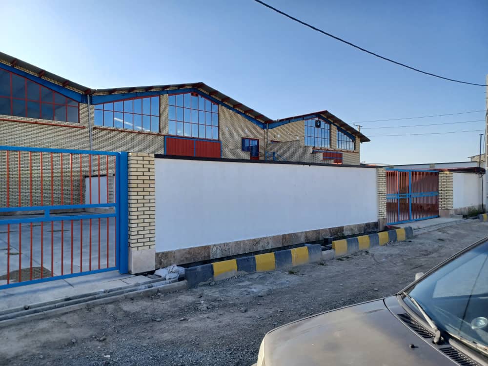 اجاره ۴۲۰ متر فول بهداشتی با مجوز صنایع تبدیلی و غذایی
