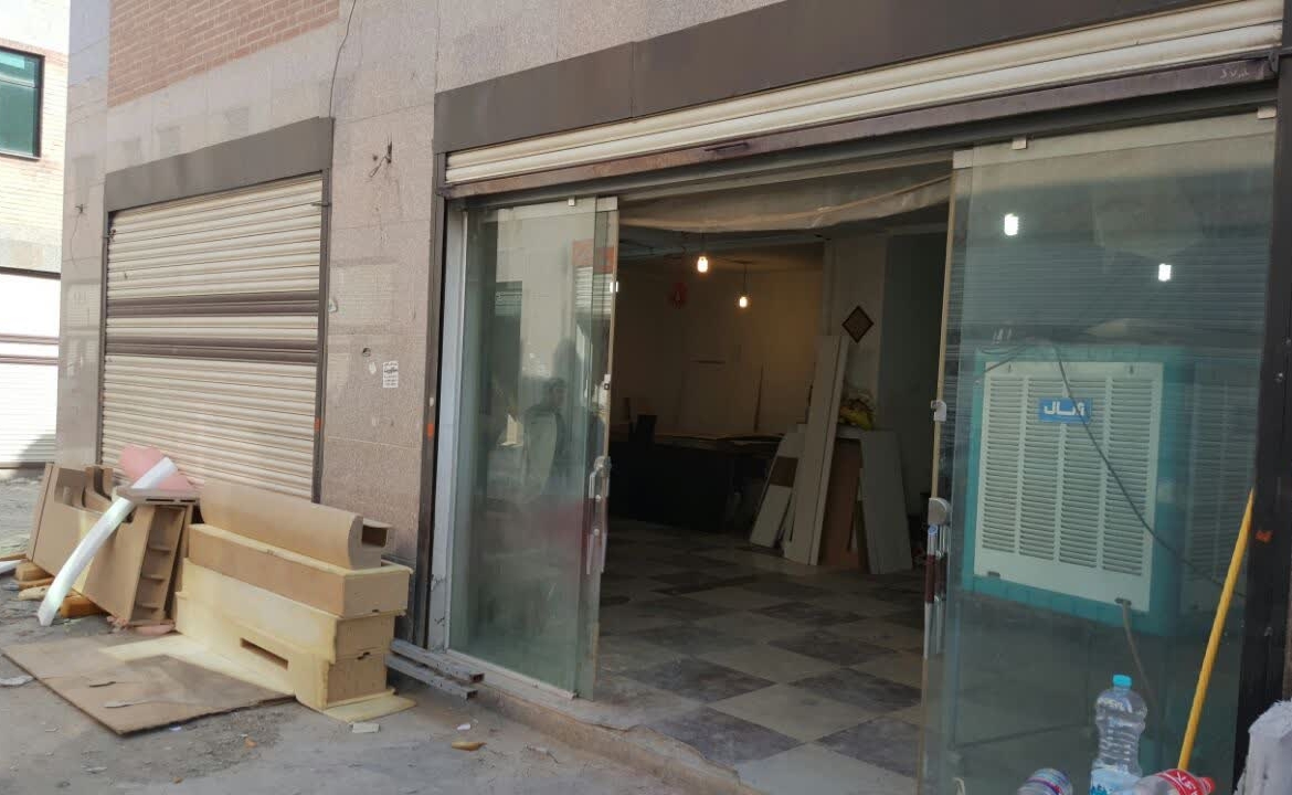 رهن واجاره ۱۷۲متر تجاری اداری در شهرک صنعتی گلگون