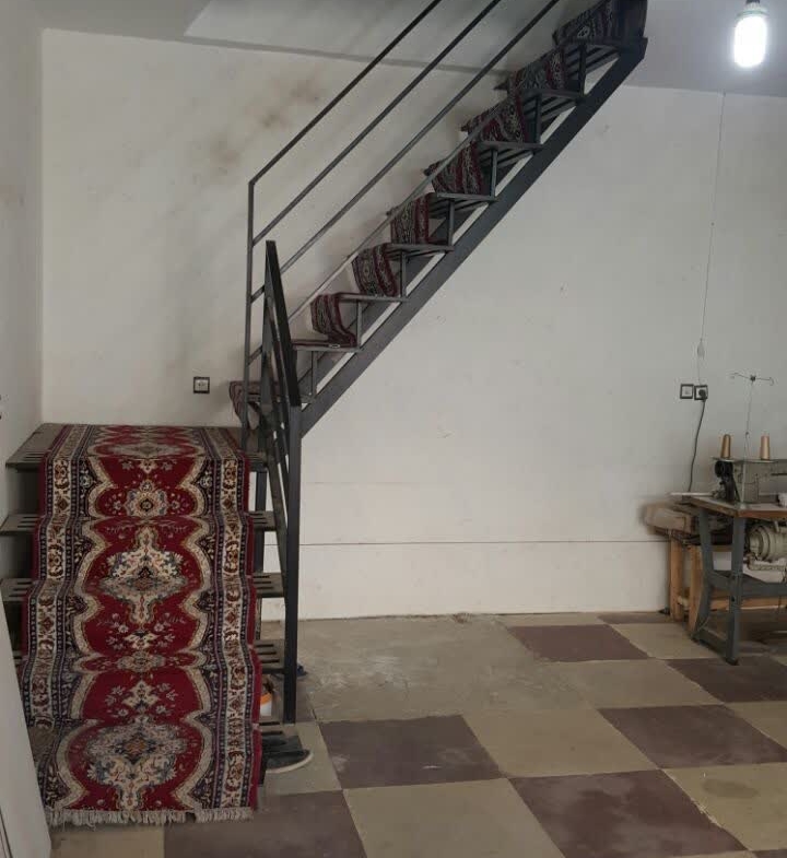 رهن واجاره ۱۷۲متر تجاری اداری در شهرک صنعتی گلگون