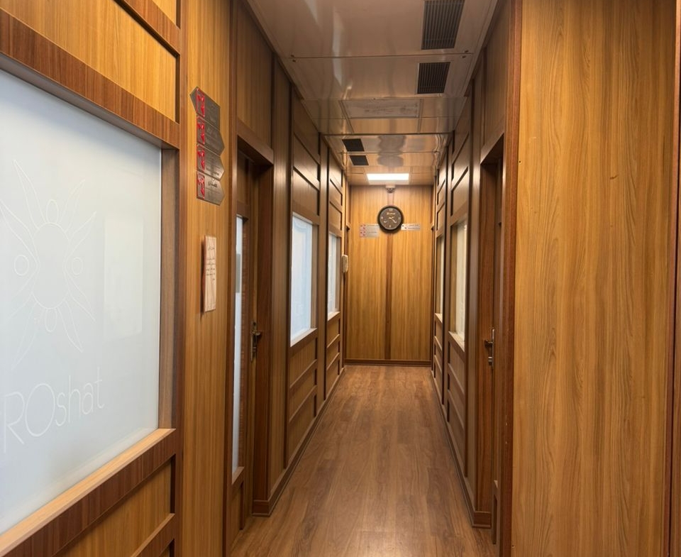 اجاره ۳۰۰ متر سوله قفسه بندی شده ۴۰۰ متر محوطه جهت انبار دارو و ارایشی بهداشتی