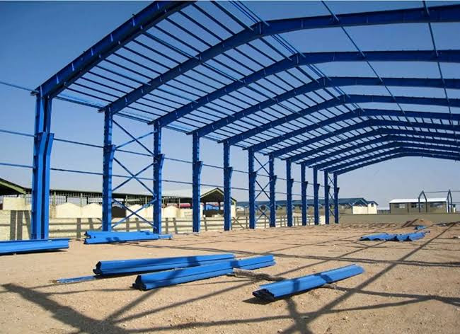 اجاره ۱۷۰۰ متر سوله با ۴۵۰ متر دفتری در شهریار بکه