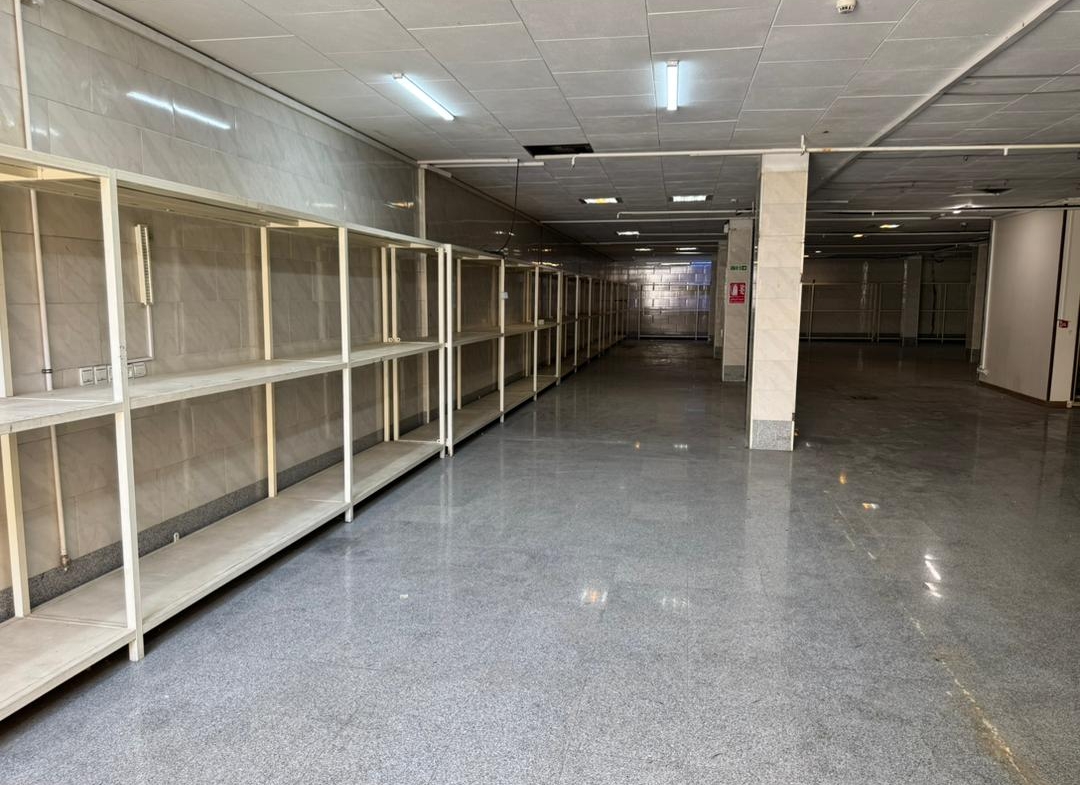 اجاره۱۵۰۰ متر سوله تمام سنگ شیک در کیلومتر ۸ مخصوص