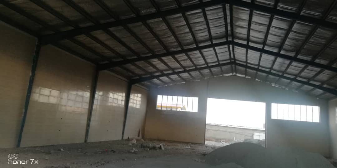 فروش سالن نیمه کار ۶۰۰ متری استاتدارد در قشلاق ملارد