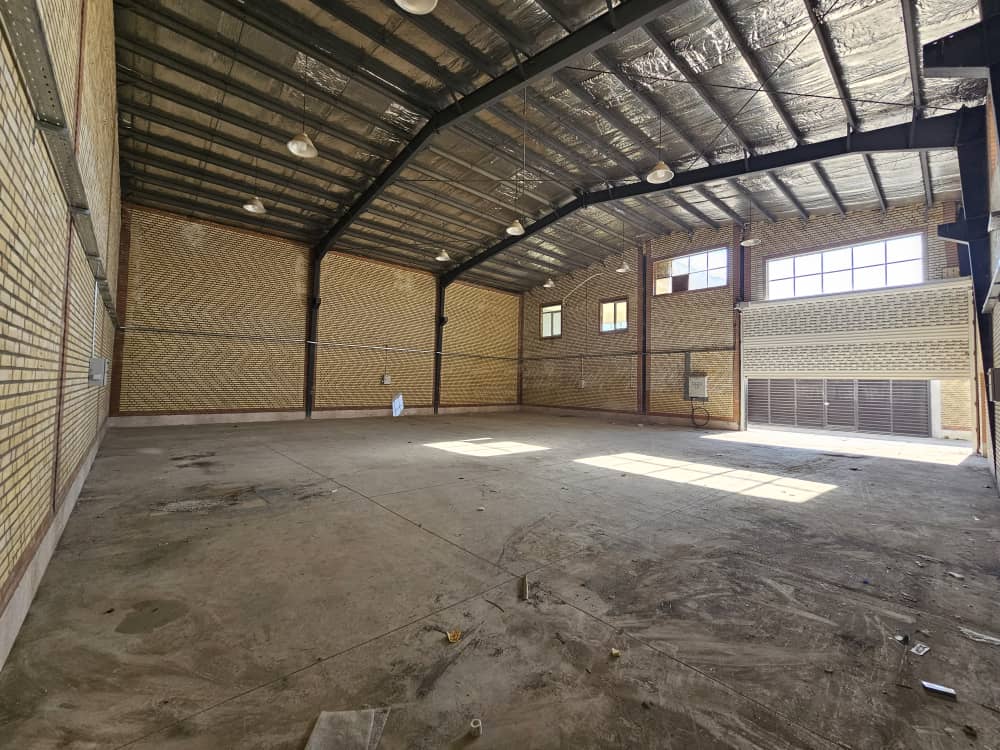 رهن واجاره سوله ۳۵۰ متری ارتفاع بلند در شهرک صنعتی صفادشت