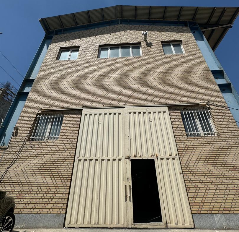 رهن واجاره سوله ۱۲۰۰ متر در سه طبقه در گرم دره