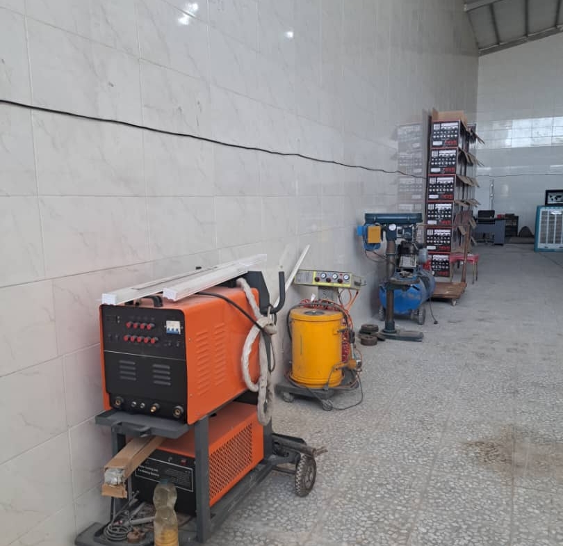 رهن واجاره سوله بهداشتی ۲۶۰ متری بابرق ۴۰۰ آمپر