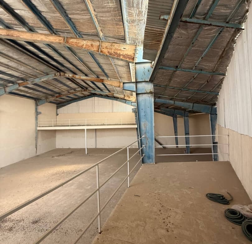 فروش سوله ۲۴۰ متری در شهرک صنعتی صفادشت